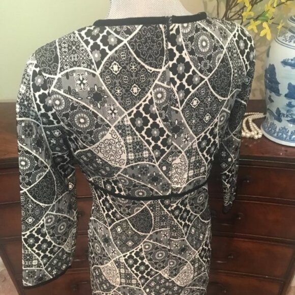 Zara Paisley Empire Waist Dress Size Medium - Picture 2 of 7